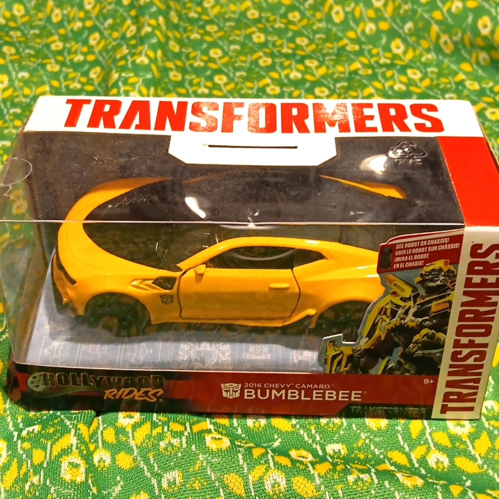 2016 Bumblebee transformer Chevy Camaro car